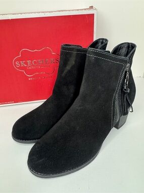 Skechers Taxi, Water Repellent Black Suede Ankle Booties with Side Zip